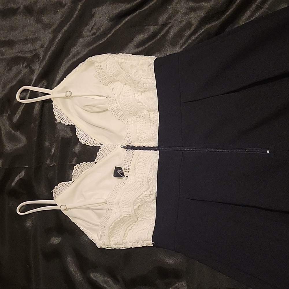 Dress - Picture 9 of 16